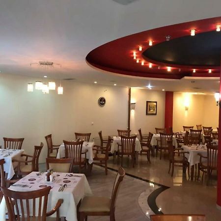 Bolero Hotel Ferizaj Luaran gambar