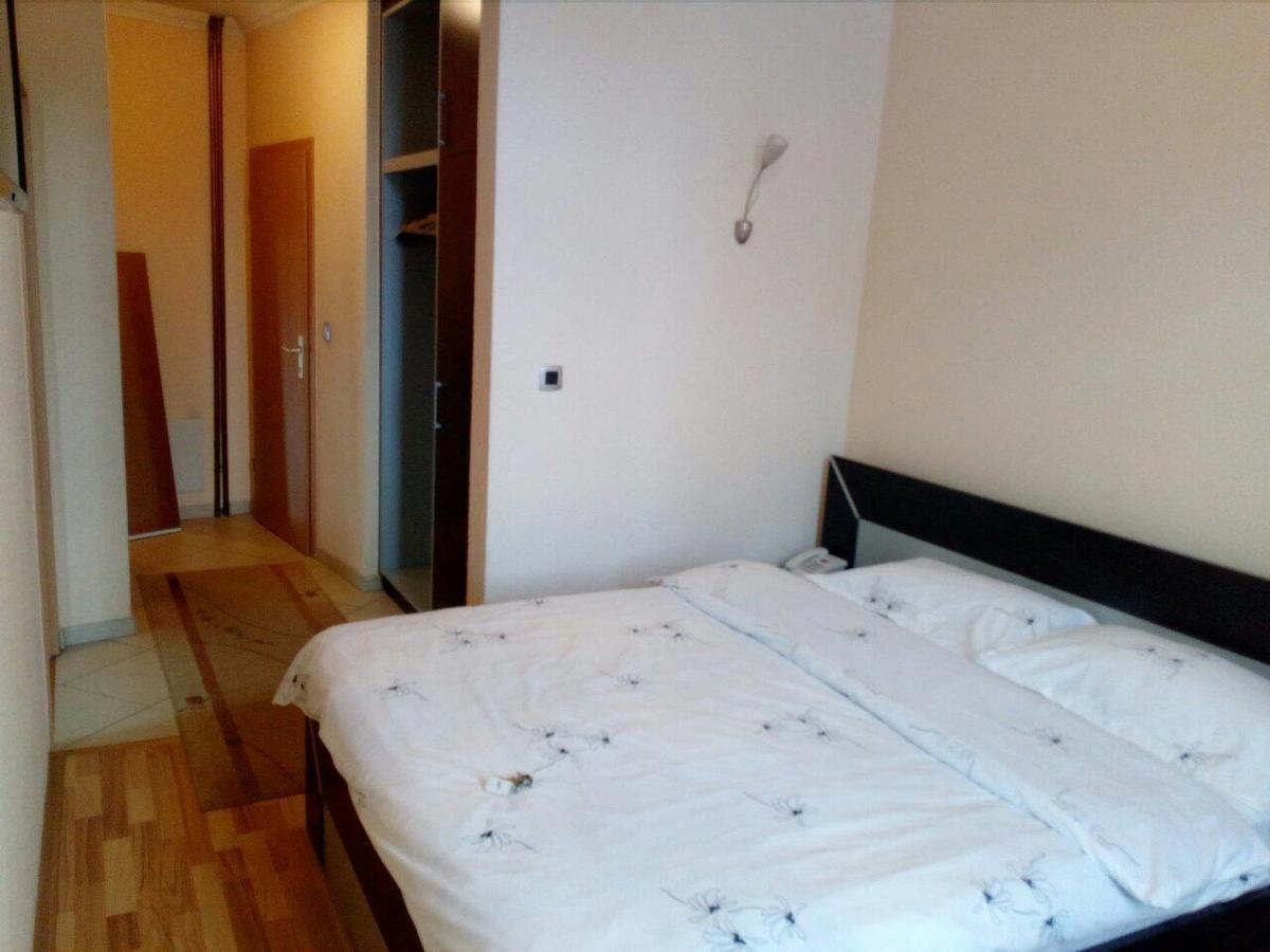 Bolero Hotel Ferizaj Luaran gambar