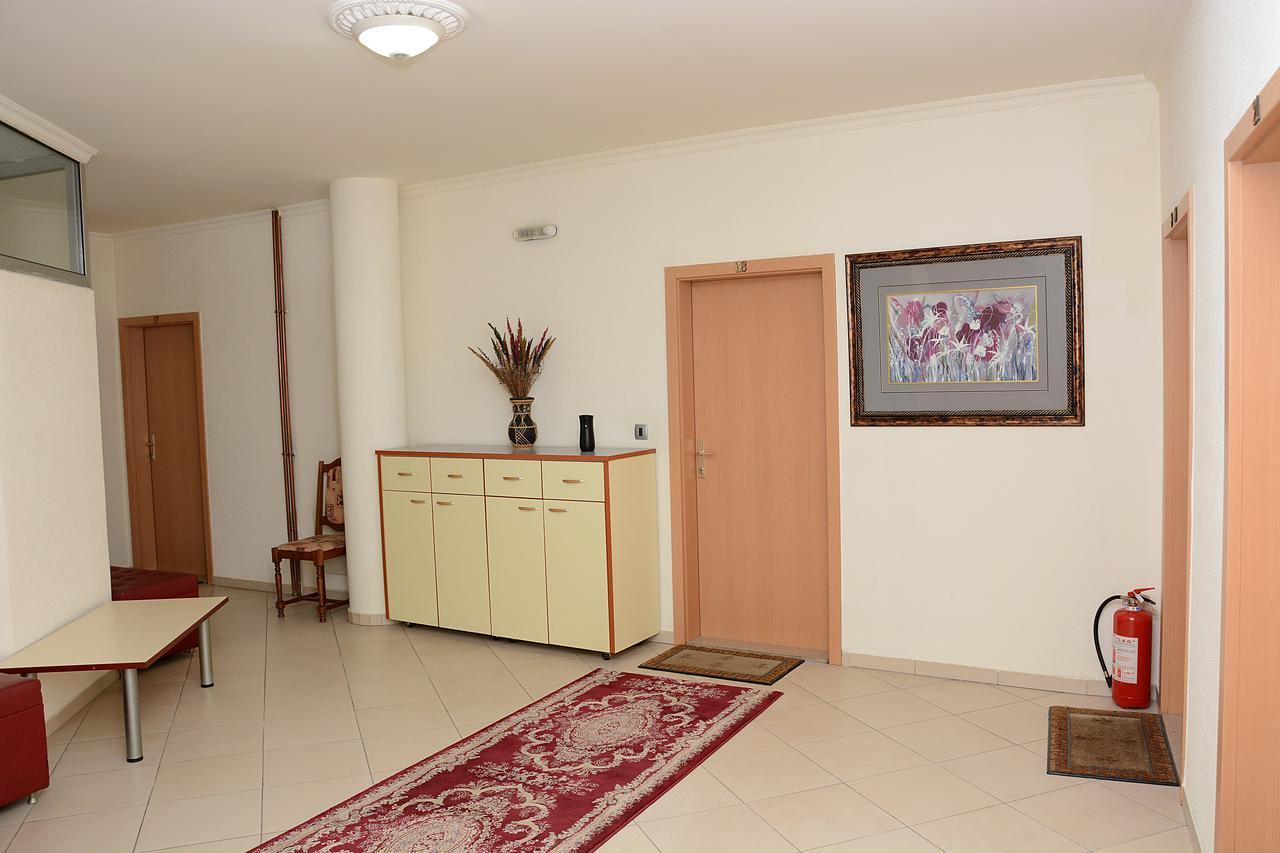 Bolero Hotel Ferizaj Luaran gambar