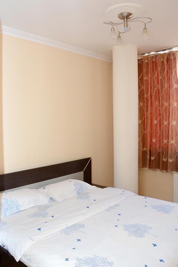 Bolero Hotel Ferizaj Luaran gambar